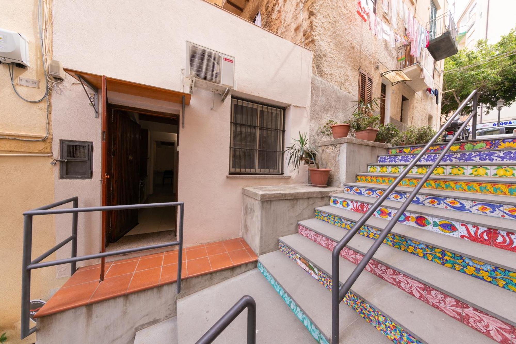 Carrettieri 9 Apartment تْشيفالو المظهر الخارجي الصورة