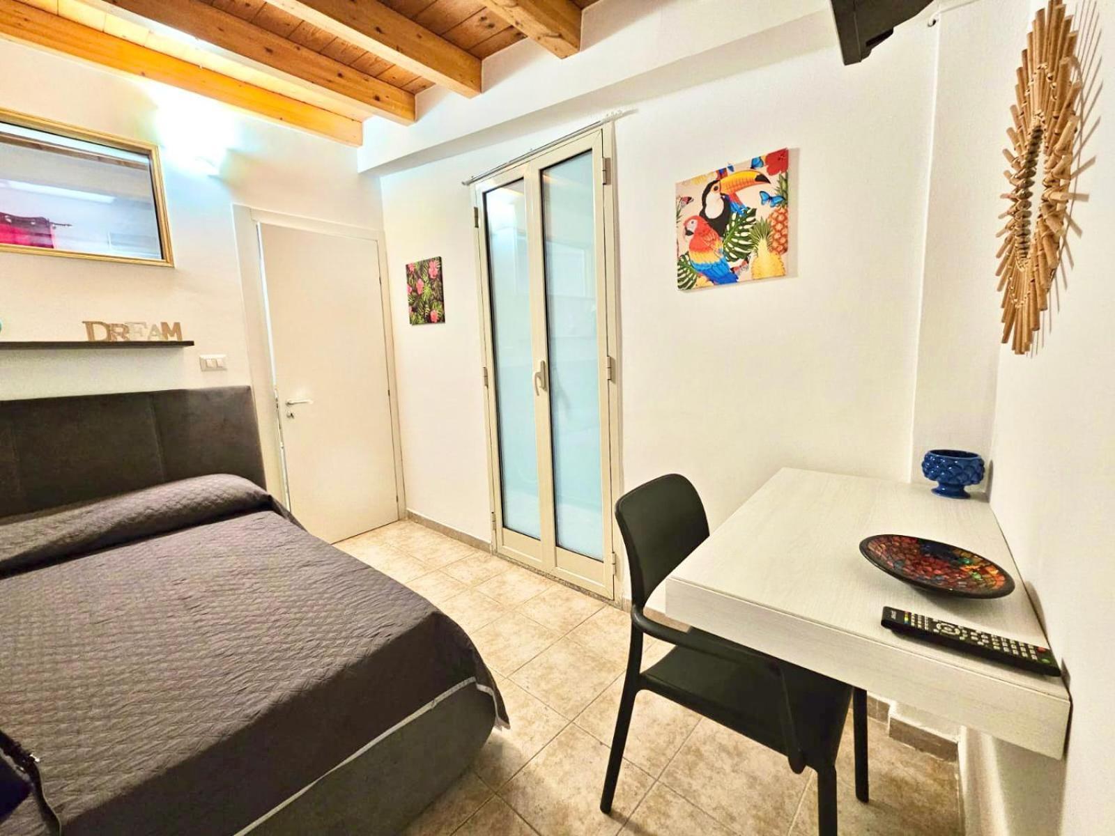 Carrettieri 9 Apartment تْشيفالو المظهر الخارجي الصورة