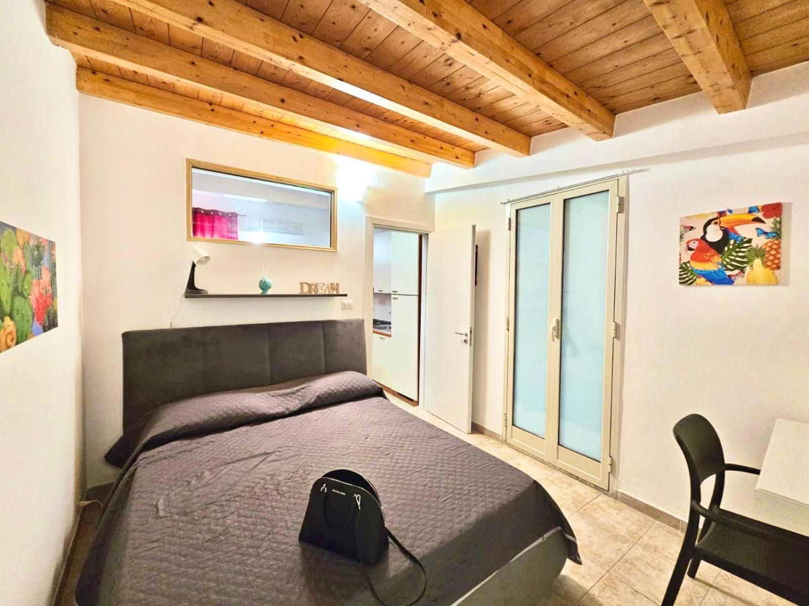 Carrettieri 9 Apartment تْشيفالو المظهر الخارجي الصورة